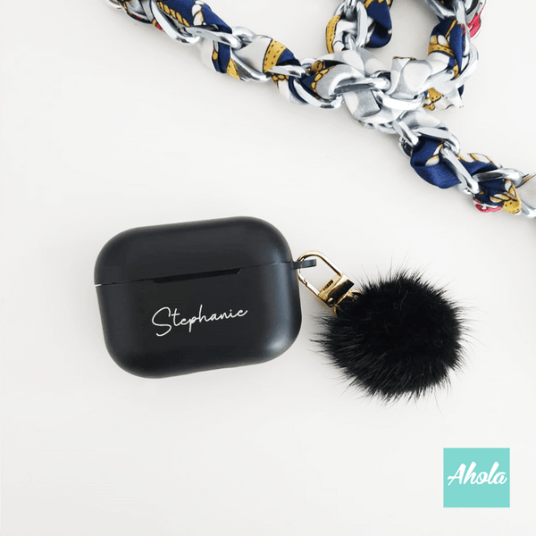 【Momo】Apple Airpods Silicone Case With Fur Pompom