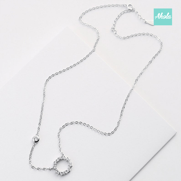 IJ001 Dainty Circle Cubic Zirconia Necklace 微鑲碎鋯石圈頸鏈 | 現貨 | 落單後大約2-4個工作天寄出✨ - Ahola