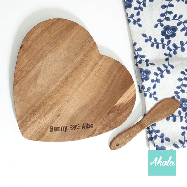 【Hato】Heart Shaped Acacia Wood Serving Board With Wooden Knife 相思木刻字多用途心形托板連小木刀