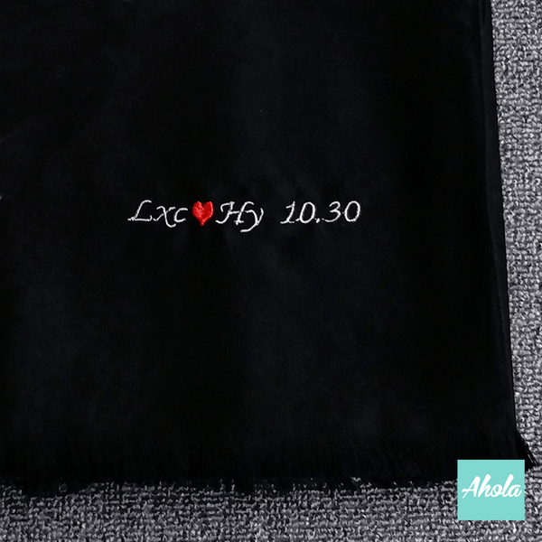 【CS001】Embroidery name/phrase Cashmere silk scarf   繡英文名/短語蚕絲羊絨圍巾 📣此產品最遲在1月28號落單/付款, 2月8左右完成寄出, 而1月29號至2月14號落單將會在3月頭/中寄出 - Ahola