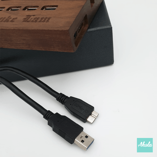 【Name】Engraved Wood USB Docking Station  實木刻字USB電腦分線器桌面架 - Ahola