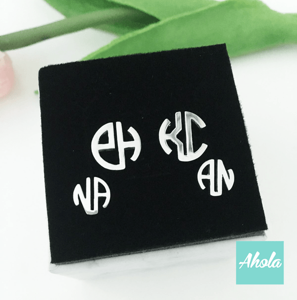 SP024 Block Monogram Initial 925 Sterling Sliver Name Earrings 字母組合耳環 (一對) 📣由於農曆新年假期關係, 此產品最遲在1月24號落單/付款, 2月8左右完成寄出, 而1月25號至2月14號落單將會在3月頭/中寄出 - Ahola